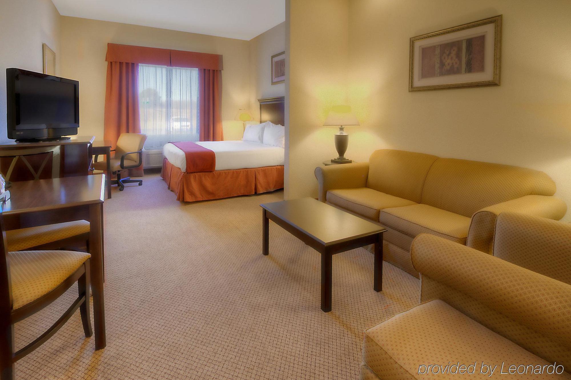 Holiday Inn Express Hotel & Suites Clarksville Εξωτερικό φωτογραφία