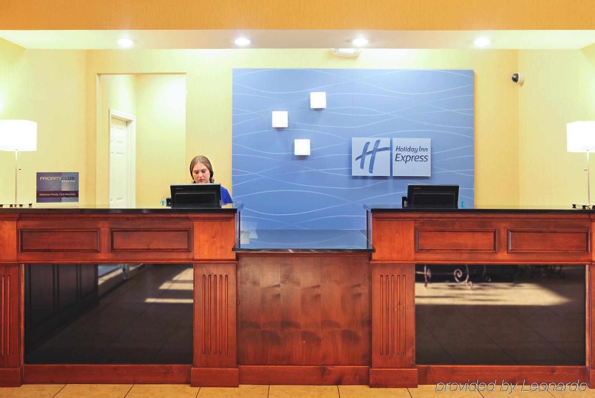Holiday Inn Express Hotel & Suites Clarksville Εξωτερικό φωτογραφία
