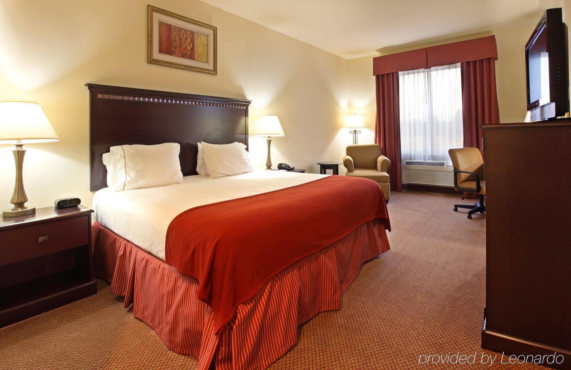 Holiday Inn Express Hotel & Suites Clarksville Εξωτερικό φωτογραφία
