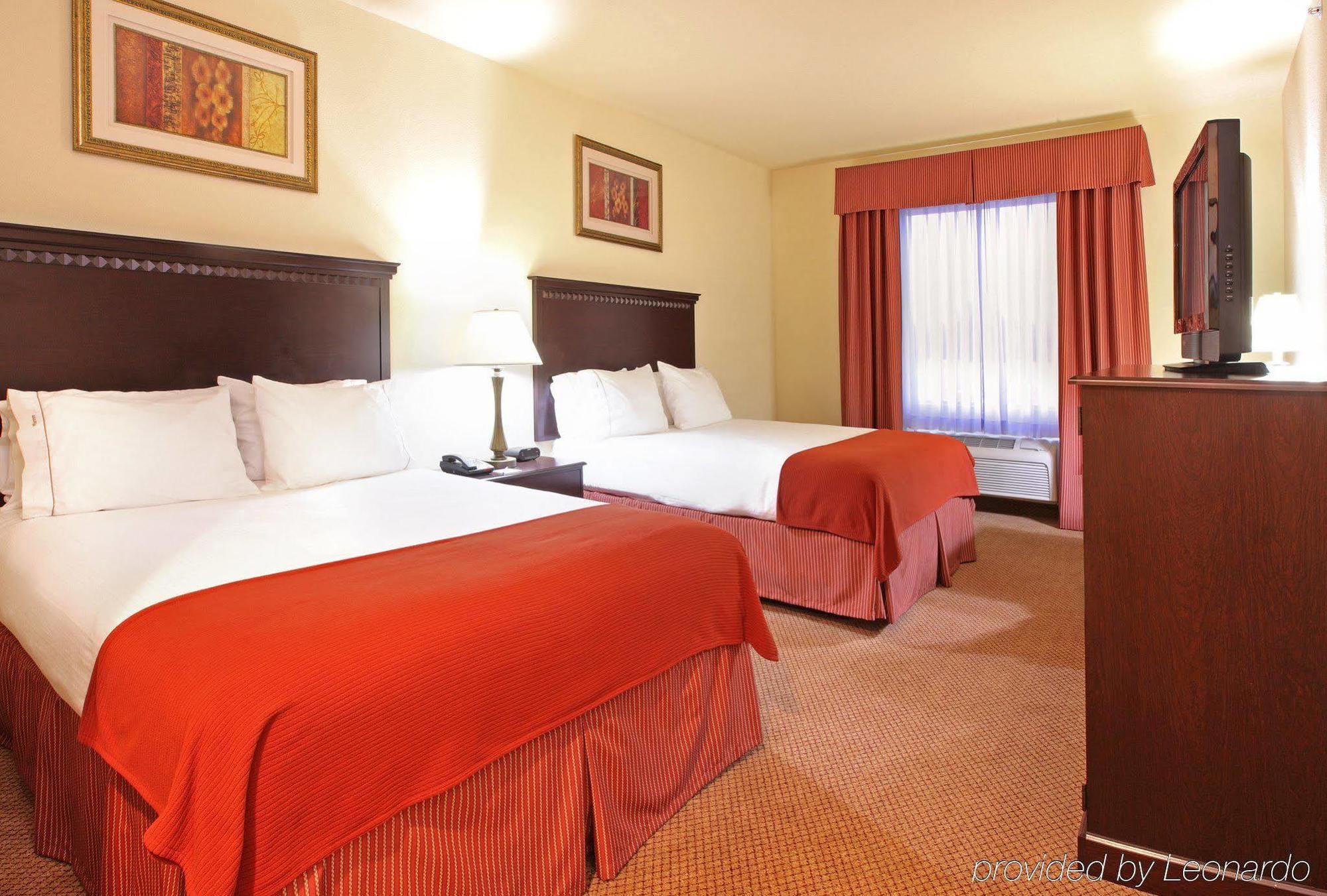 Holiday Inn Express Hotel & Suites Clarksville Δωμάτιο φωτογραφία