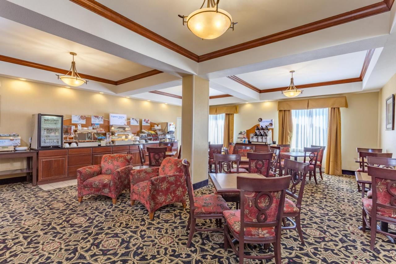 Holiday Inn Express Hotel & Suites Clarksville Εξωτερικό φωτογραφία